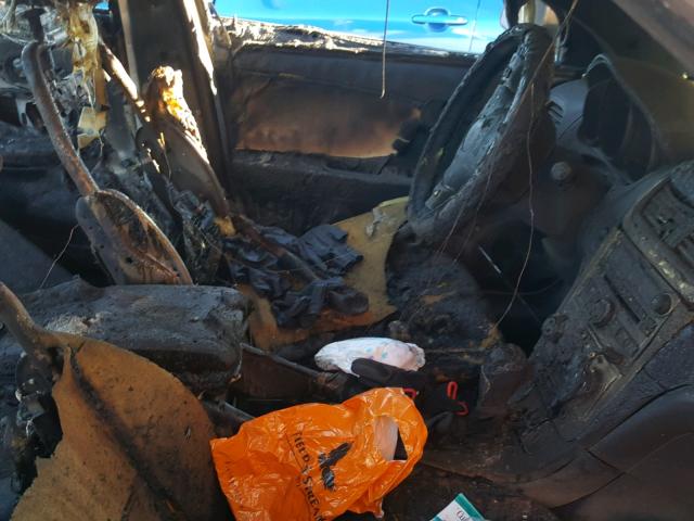 1G1ZC5EU0CF125825 - 2012 CHEVROLET MALIBU 1LT GOLD photo 5