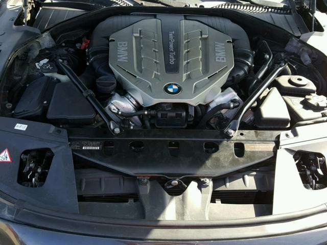 WBAKA8C53BCY36931 - 2011 BMW 750I GRAY photo 7