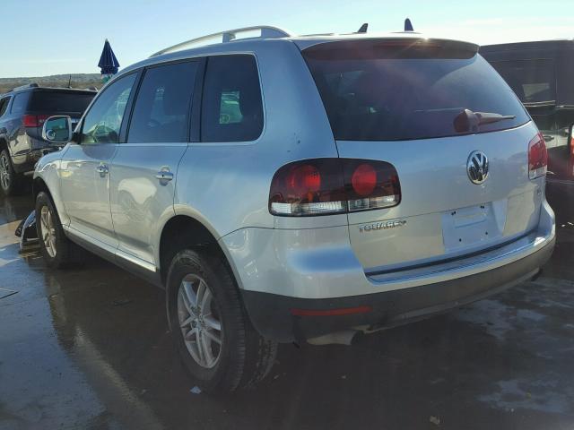 WVGBE77L98D024980 - 2008 VOLKSWAGEN TOUAREG 2 SILVER photo 3