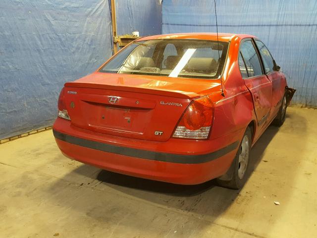 KMHDN46D15U975221 - 2005 HYUNDAI ELANTRA GL RED photo 4