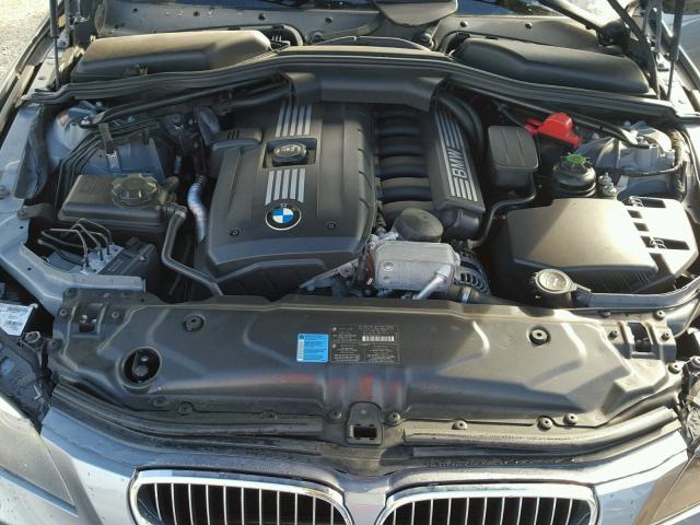 WBANU5C57AC127629 - 2010 BMW 528 I GRAY photo 7