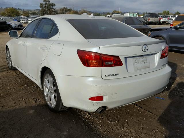 JTHBK262272058082 - 2007 LEXUS IS 250 WHITE photo 3