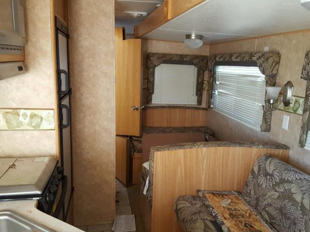 1SN200R284F001101 - 2004 NOMA CAMPER WHITE photo 5