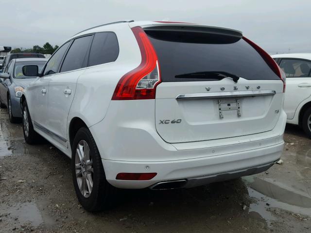 YV440MDK4G2830013 - 2016 VOLVO XC60 T5 WHITE photo 3