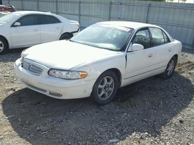 2G4WB52K241360795 - 2004 BUICK REGAL LS WHITE photo 2