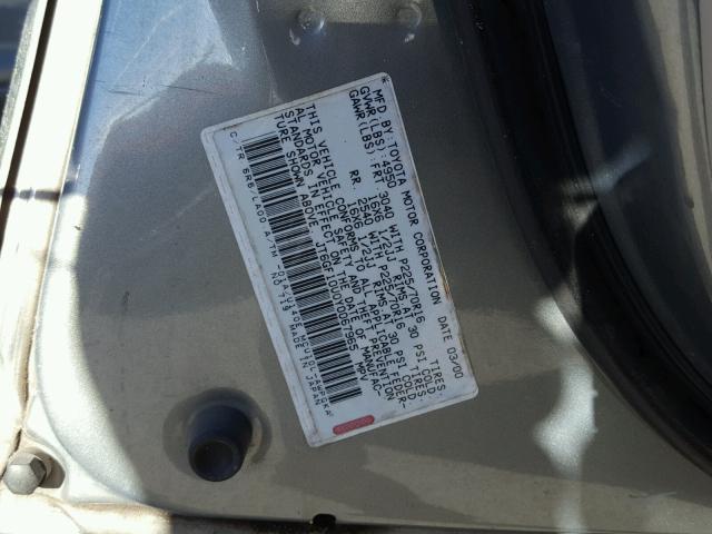 JT6GF10U0Y0067965 - 2000 LEXUS RX 300 SILVER photo 10