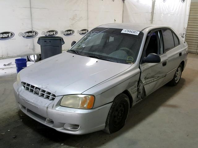 KMHCG45C52U386831 - 2002 HYUNDAI ACCENT GL SILVER photo 2