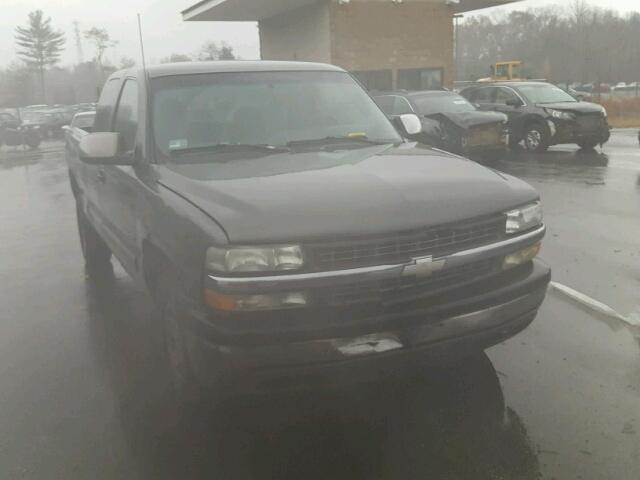 1GCEK19V5YE154108 - 2000 CHEVROLET SILVERADO GRAY photo 1