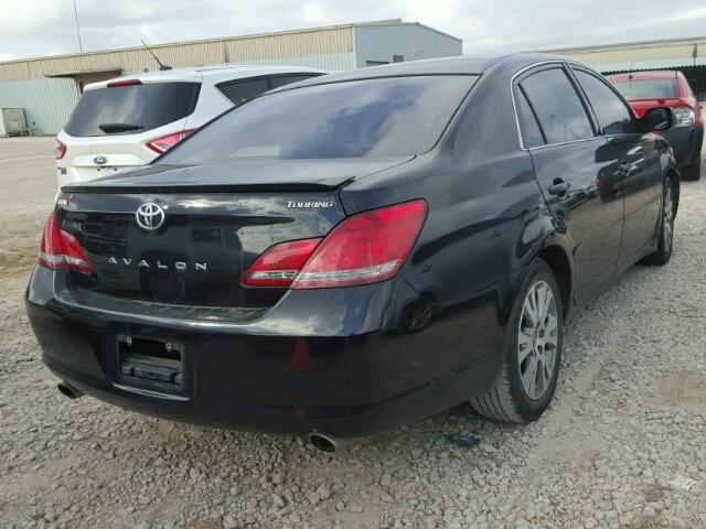 4T1BK36B18U277849 - 2008 TOYOTA AVALON XL BLACK photo 4