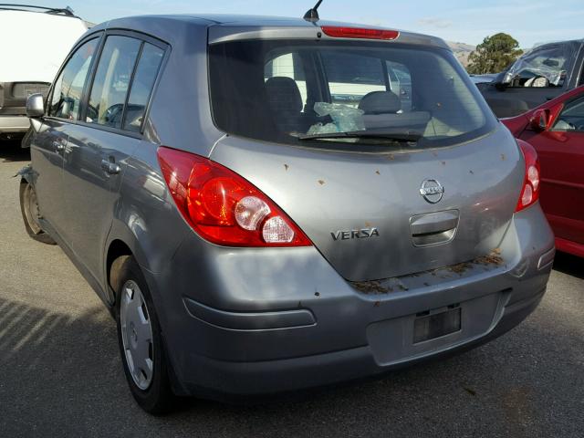 3N1BC13E49L404600 - 2009 NISSAN VERSA S GRAY photo 3