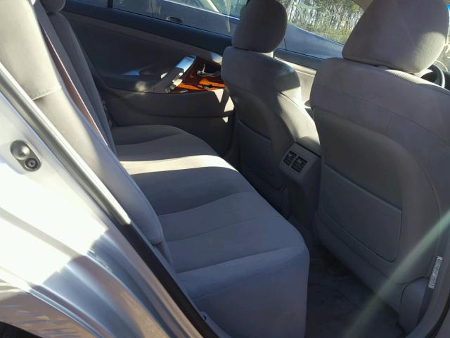 4T1BE46K69U845320 - 2009 TOYOTA CAMRY BASE SILVER photo 6