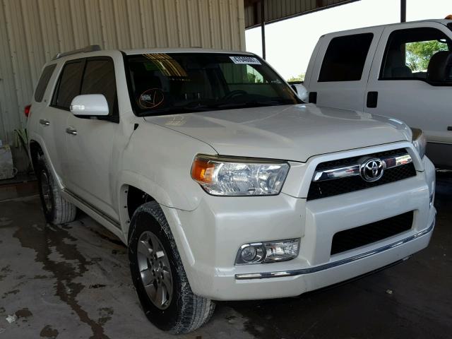 JTEBU5JR2D5130812 - 2013 TOYOTA 4RUNNER SR WHITE photo 1