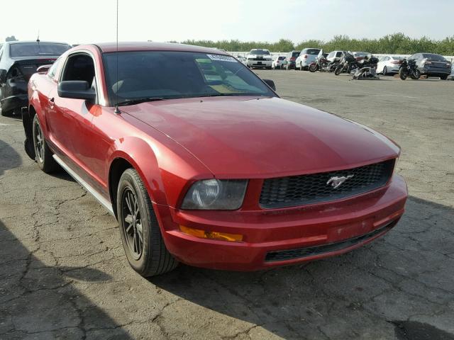 1ZVFT80N855111317 - 2005 FORD MUSTANG RED photo 1