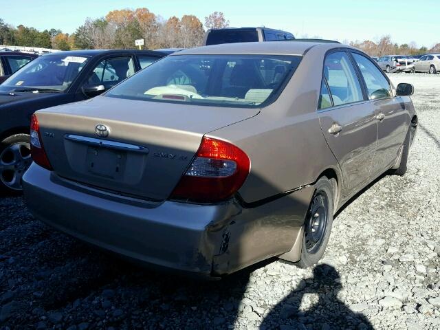 4T1BE32K22U513011 - 2002 TOYOTA CAMRY LE GOLD photo 4