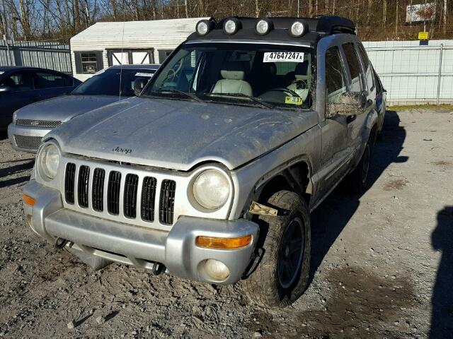 1J4GL38K13W688048 - 2003 JEEP LIBERTY RE SILVER photo 2