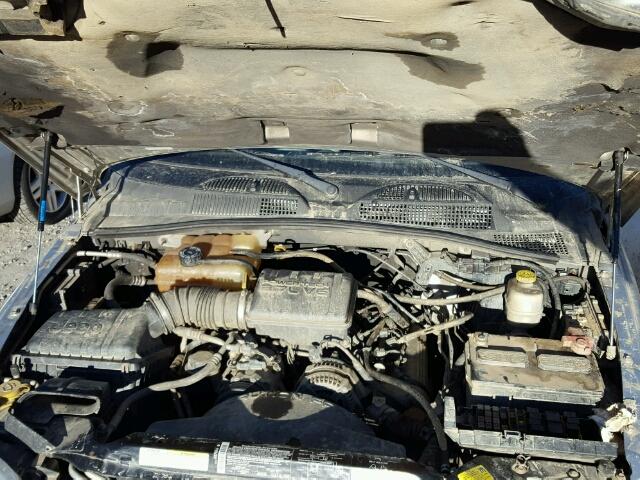 1J4GL38K13W688048 - 2003 JEEP LIBERTY RE SILVER photo 7