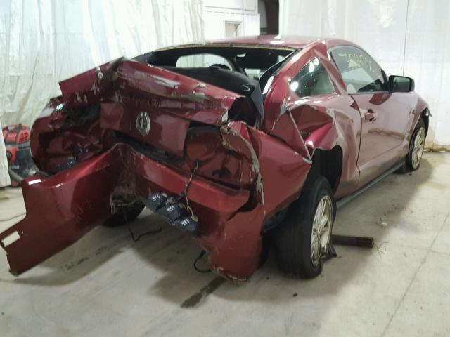 1ZVFT80N875228706 - 2007 FORD MUSTANG RED photo 4