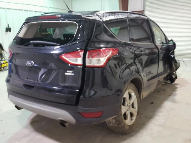 1FMCU9GX7GUA27283 - 2016 FORD ESCAPE SE BLACK photo 4