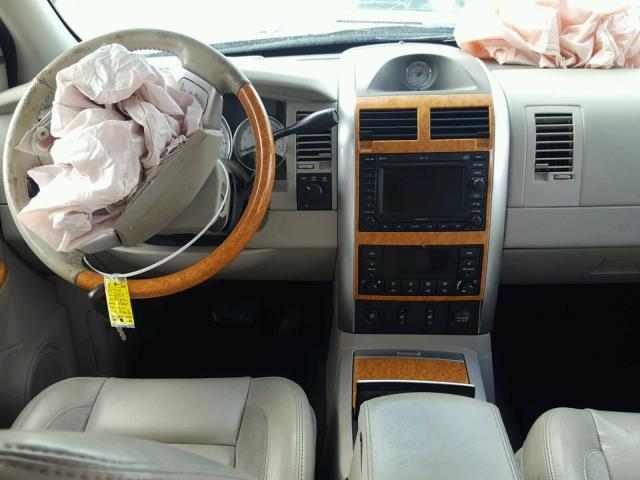 18AHW58217F522317 - 2007 CHRYSLER ASPEN LIMI 黑色 照片 9