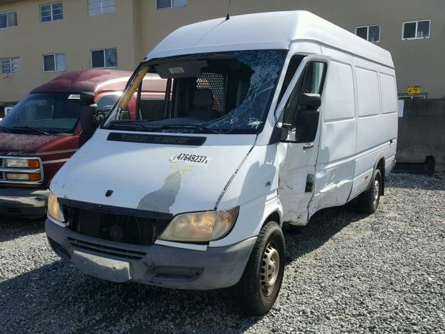 WD0PD744965932239 - 2006 DODGE SPRINTER 2 WHITE photo 2