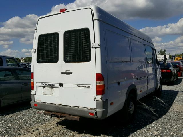 WD0PD744965932239 - 2006 DODGE SPRINTER 2 WHITE photo 4