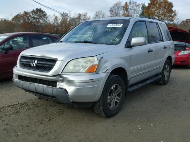 5FNYF184X5B047026 - 2005 HONDA PILOT EX SILVER photo 2