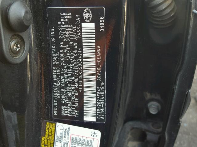 4T1BE30K35U044244 - 2005 TOYOTA CAMRY LE შავი ფოტო 10