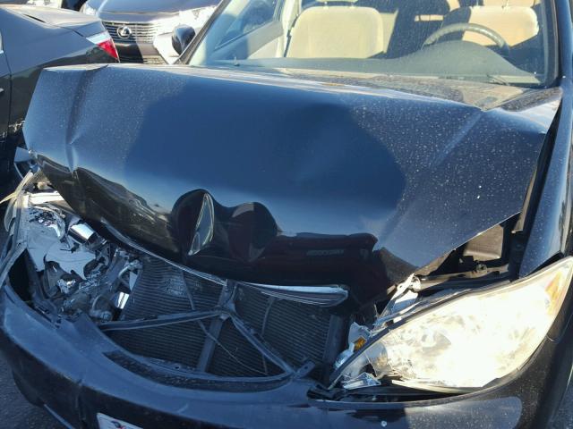 4T1BE30K35U044244 - 2005 TOYOTA CAMRY LE შავი ფოტო 7