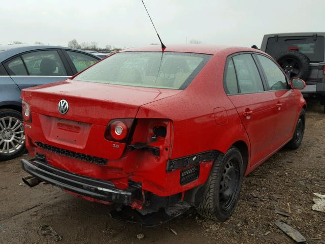 3VWJZ71K79M126351 - 2009 VOLKSWAGEN JETTA S RED photo 4