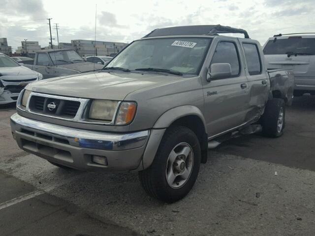 1N6ED27T1YC398820 - 2000 NISSAN FRONTIER C BEIGE photo 2