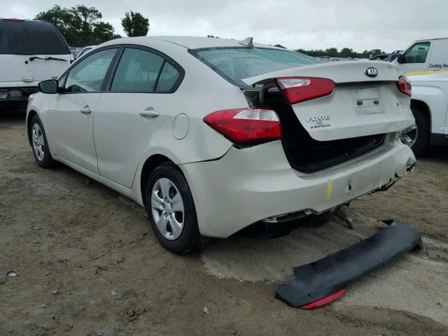 KNAFK4A64F5354188 - 2015 KIA FORTE LX WHITE photo 3