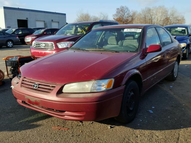 4T1BG22K9VU134967 - 1997 TOYOTA CAMRY CE RED photo 2