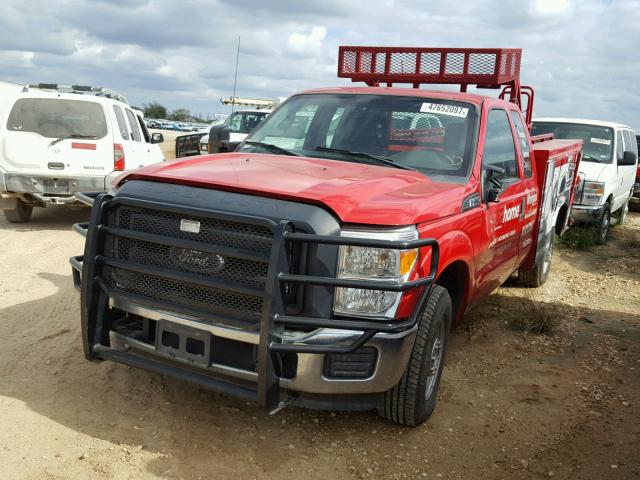 1FT8X3A68CEC55859 - 2012 FORD F350 SUPER RED photo 2
