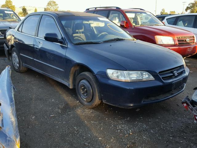 1HGCG5649YA025373 - 2000 HONDA ACCORD LX GREEN photo 1