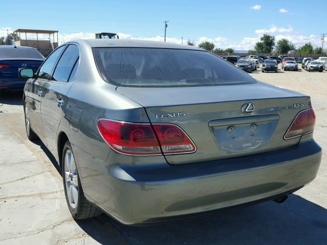 JTHBA30G555110913 - 2005 LEXUS ES 330 GREEN photo 3