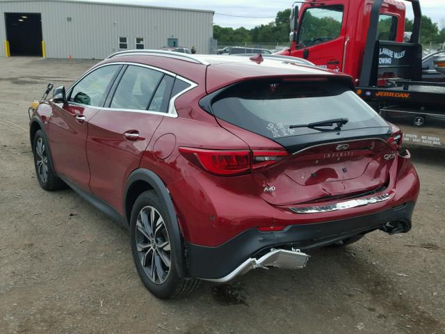 SJKCH5CR1HA035209 - 2017 INFINITI QX30 BASE RED photo 3