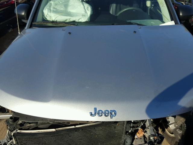 1C4NJCBAXGD513429 - 2016 JEEP COMPASS SP SILVER photo 7