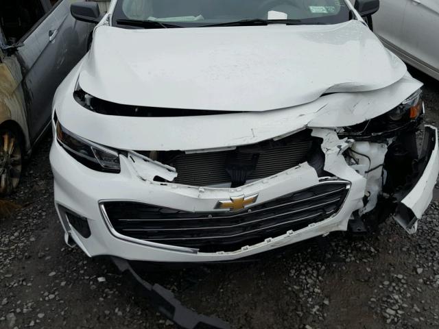 1G1ZC5ST0JF153729 - 2018 CHEVROLET MALIBU LS თეთრი ფოტო 7