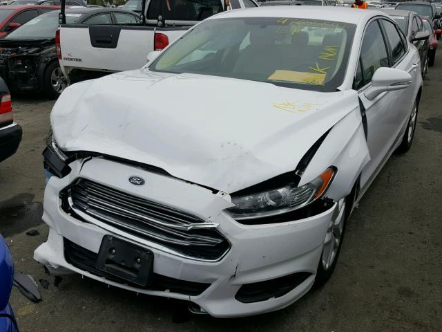 3FA6P0HD5FR283345 - 2015 FORD FUSION SE WHITE photo 2