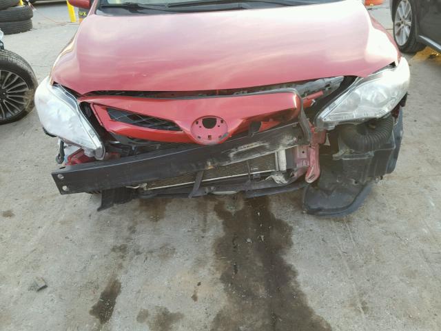 2T1BU4EE8CC763063 - 2012 TOYOTA COROLLA BA RED photo 9