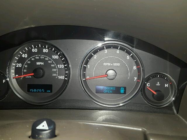 1J8HG48K16C354699 - 2006 JEEP COMMANDER BROWN photo 8