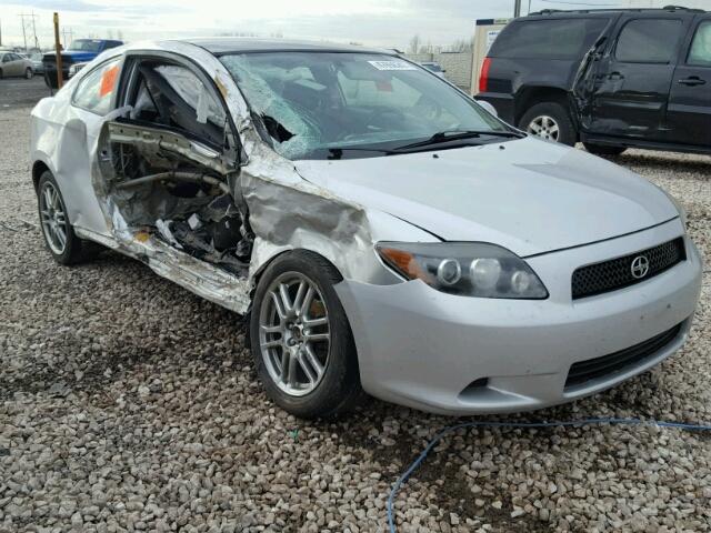 JTKDE3B75A0322075 - 2010 TOYOTA SCION TC 银色 照片 1