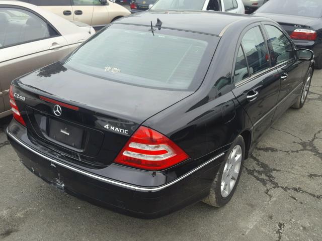 WDBRF81J75F685483 - 2005 MERCEDES-BENZ C 240 4MAT BLACK photo 4