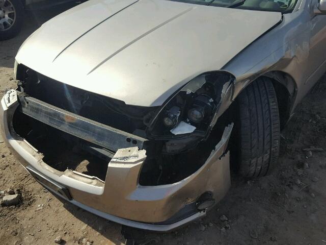 1N4BA41EX4C905704 - 2004 NISSAN MAXIMA SE SILVER photo 9