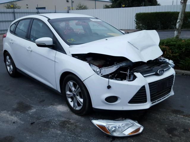 1FADP3K24EL295760 - 2014 FORD FOCUS SE WHITE photo 1