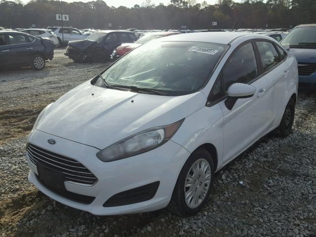 3FADP4AJ4FM160373 - 2015 FORD FIESTA S WHITE photo 2