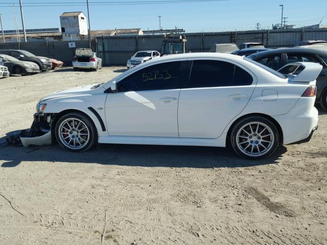 JA32W8FV9EU010856 - 2014 MITSUBISHI LANCER EVO WHITE photo 9