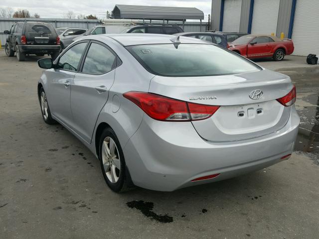 5NPDH4AE7DH398151 - 2013 HYUNDAI ELANTRA GL SILVER photo 3