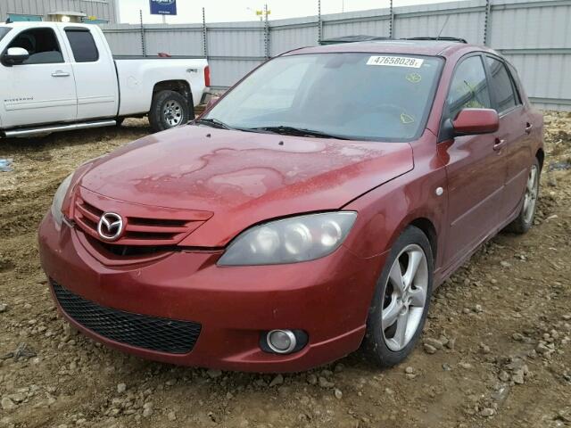 JM1BK143361452606 - 2006 MAZDA 3 HATCHBAC RED photo 2