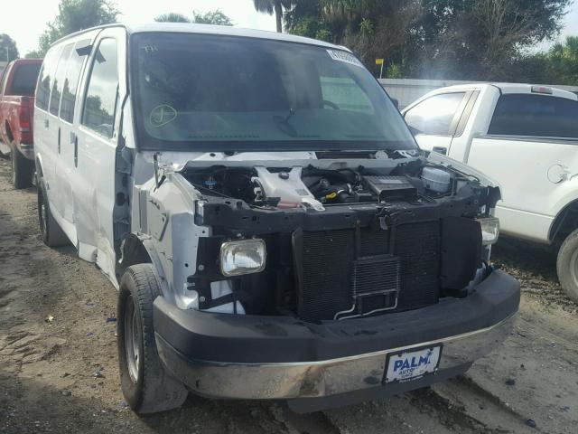 1GJ2GXDG3A1126281 - 2010 GMC SAVANA G35 WHITE photo 1